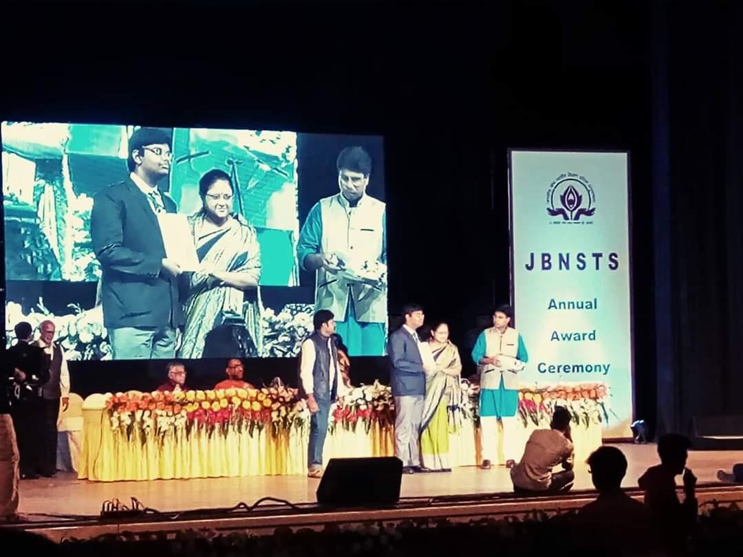 Receiving JBNSTS Award